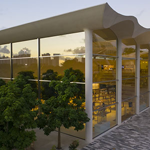 Retail Store At Aventura