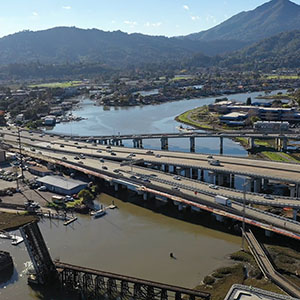 Corte Madera Creek Pedestrian Bridge